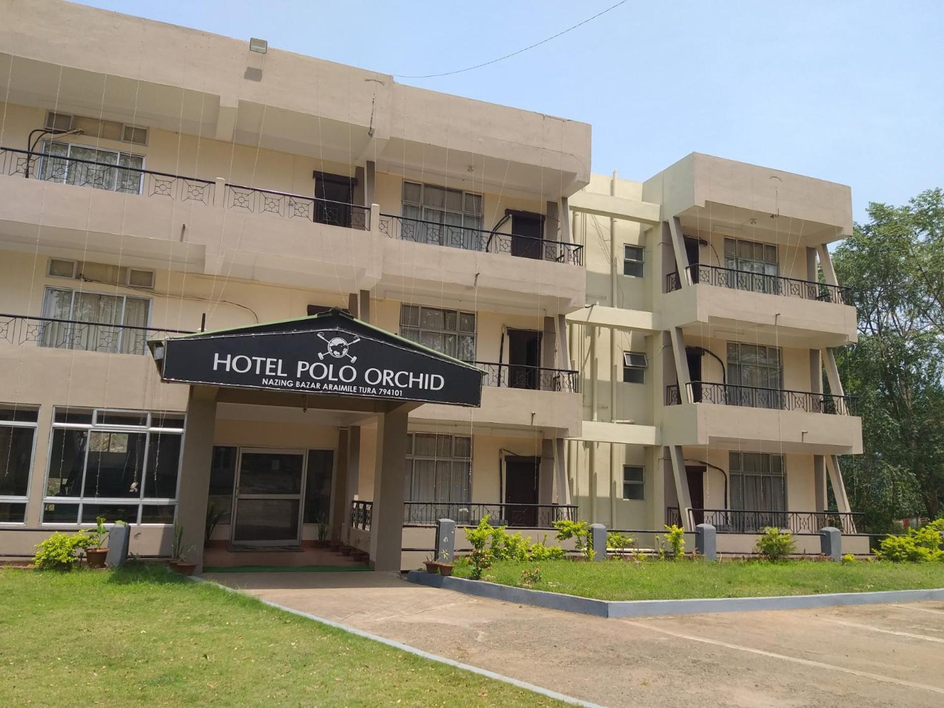 Polo Tura Hotel Экстерьер фото